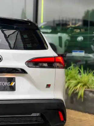 TOYOTA-COROLLA CROSS-2023