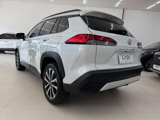 TOYOTA-COROLLA CROSS-2023