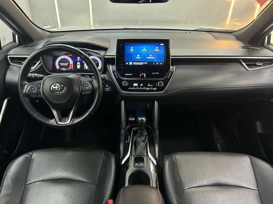 TOYOTA-COROLLA CROSS-2024