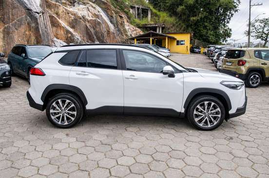 TOYOTA-COROLLA CROSS-2022