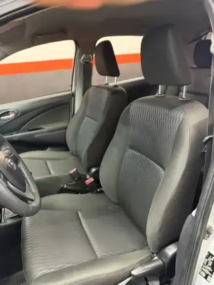 TOYOTA-ETIOS-2019