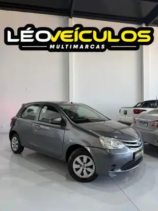 TOYOTA-ETIOS-2014