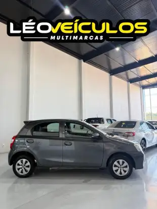 TOYOTA-ETIOS-2014