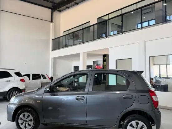 TOYOTA-ETIOS-1.3 X 16V FLEX 4P MANUAL TOYOTA-ETIOS-2014