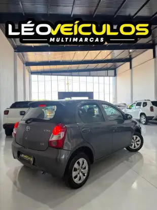 TOYOTA-ETIOS-2014