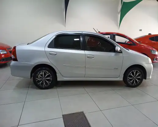 TOYOTA-ETIOS-1.5 PLATINUM 16V FLEX 4P AUTOMÁTICO TOYOTA-ETIOS-2017