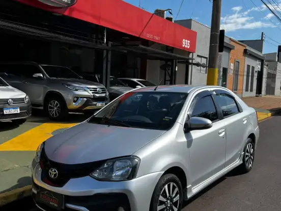 TOYOTA-ETIOS-1.5 XLS SEDAN 16V FLEX 4P AUTOMÁTICO TOYOTA-ETIOS-2018