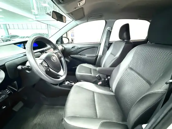 TOYOTA-ETIOS-2016