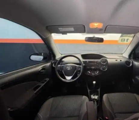 TOYOTA-ETIOS-2018