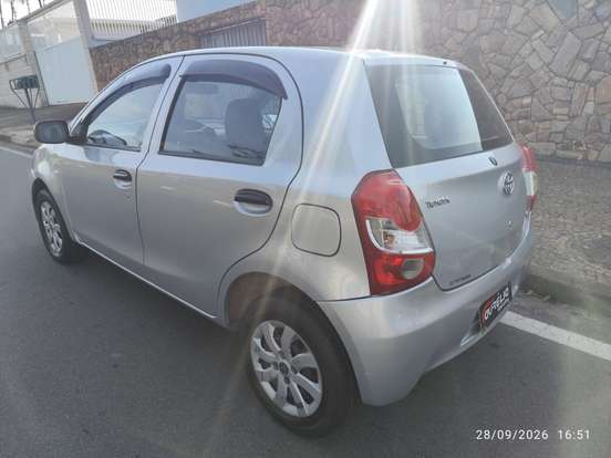 TOYOTA-ETIOS-1.3 16V FLEX 4P MANUAL TOYOTA-ETIOS-2013