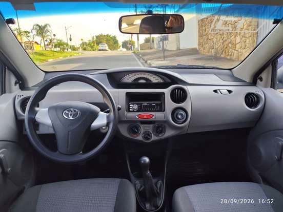 TOYOTA-ETIOS-1.3 16V FLEX 4P MANUAL TOYOTA-ETIOS-2013