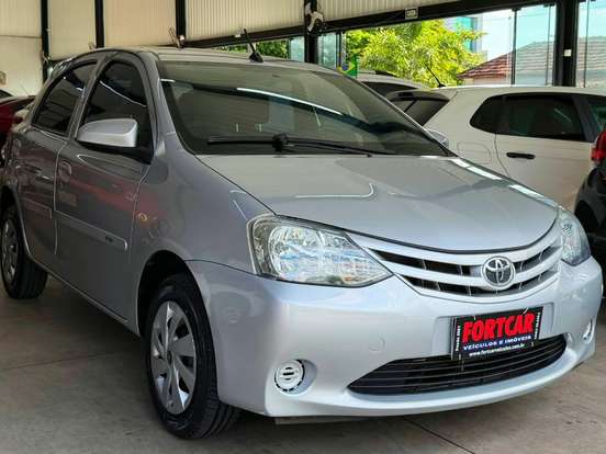 TOYOTA-ETIOS-1.3 X 16V FLEX 4P AUTOMÁTICO TOYOTA-ETIOS-2016