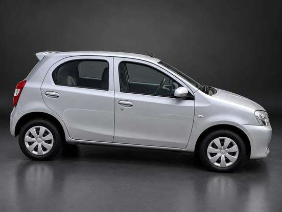 TOYOTA-ETIOS-2014