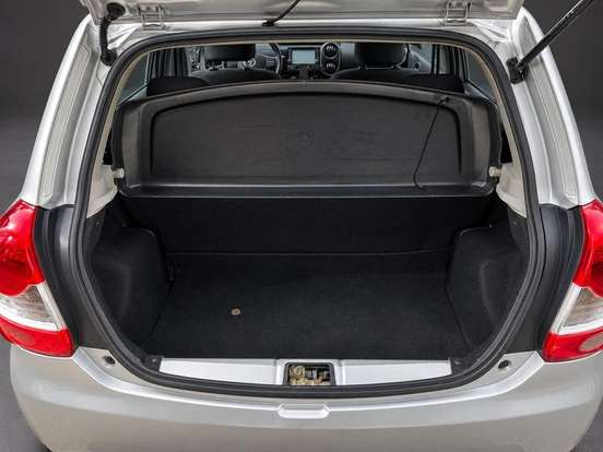 TOYOTA-ETIOS-1.3 X 16V FLEX 4P MANUAL TOYOTA-ETIOS-2014