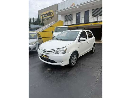 TOYOTA-ETIOS-1.3 X 16V FLEX 4P MANUAL TOYOTA-ETIOS-2016