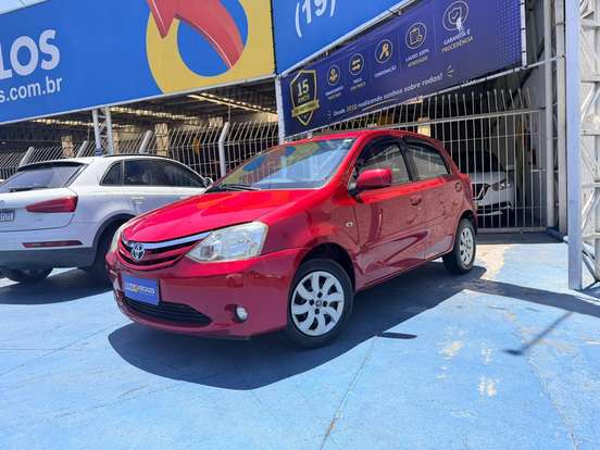 TOYOTA-ETIOS-1.3 XS 16V FLEX 4P MANUAL TOYOTA-ETIOS-2013