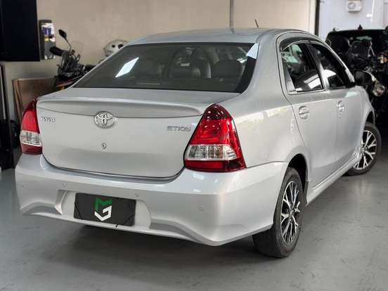 TOYOTA-ETIOS-2016