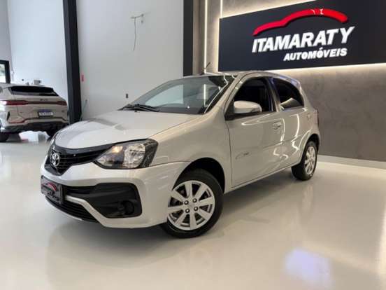 TOYOTA-ETIOS-2020