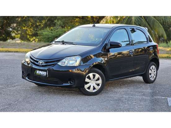 TOYOTA-ETIOS-1.5 XLS 16V FLEX 4P AUTOMÁTICO TOYOTA-ETIOS-2016