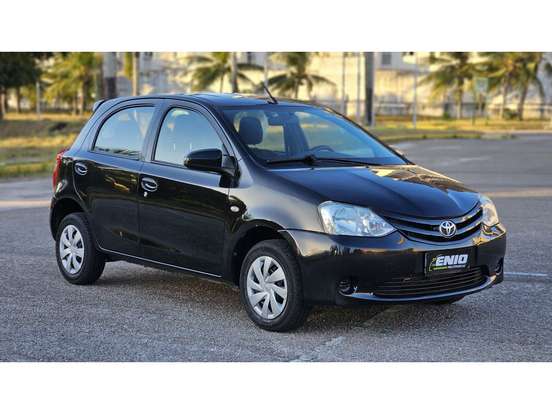 TOYOTA-ETIOS-1.5 XLS 16V FLEX 4P AUTOMÁTICO TOYOTA-ETIOS-2016