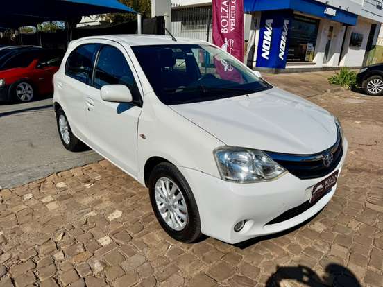 TOYOTA-ETIOS-1.5 XLS 16V FLEX 4P MANUAL TOYOTA-ETIOS-2013