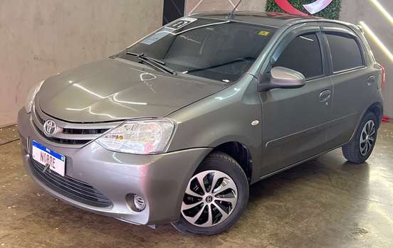 TOYOTA-ETIOS-1.5 XS 16V FLEX 4P AUTOMÁTICO TOYOTA-ETIOS-2017