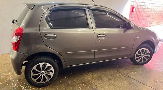 TOYOTA-ETIOS-1.5 XS 16V FLEX 4P AUTOMÁTICO TOYOTA-ETIOS-2017