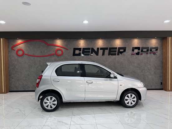 TOYOTA-ETIOS-1.5 XS 16V FLEX 4P MANUAL TOYOTA-ETIOS-2015