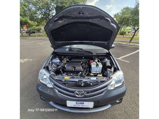 TOYOTA-ETIOS-1.5 XS 16V FLEX 4P MANUAL TOYOTA-ETIOS-2015