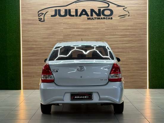 TOYOTA-ETIOS-1.5 XS SEDAN 16V FLEX 4P AUTOMÁTICO TOYOTA-ETIOS-2017