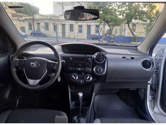 TOYOTA-ETIOS-2016