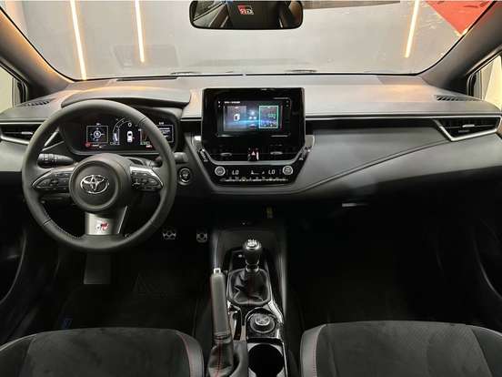 TOYOTA-GR COROLLA-1.6 TURBO GASOLINA CIRCUIT GR-FOUR MANUAL TOYOTA-GR COROLLA-2024