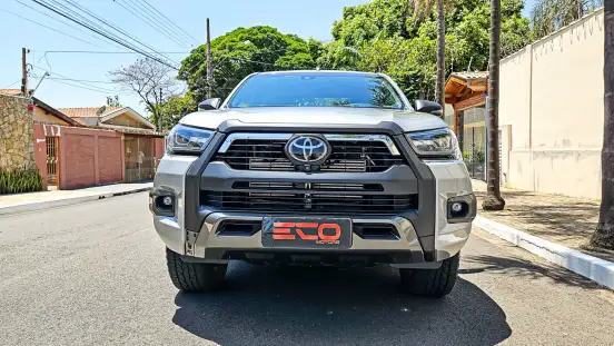 TOYOTA-HILUX-2.8 D-4D TURBO DIESEL CD CONQUEST 4X4 AUTOMÁTICO TOYOTA-HILUX-2022