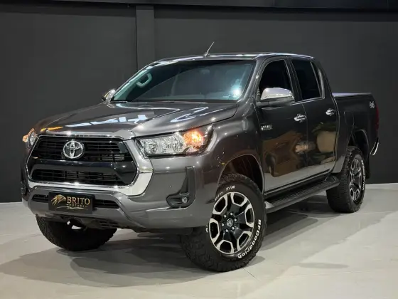 TOYOTA HILUX 2.8 D-4D TURBO DIESEL CD SRV 4X4 AUTOMÁTICO