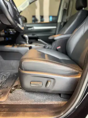 TOYOTA-HILUX-2023