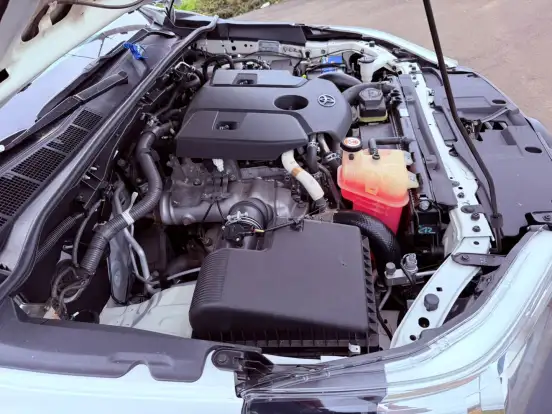 TOYOTA-HILUX-2021
