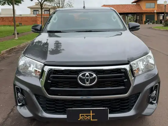 TOYOTA-HILUX-2019