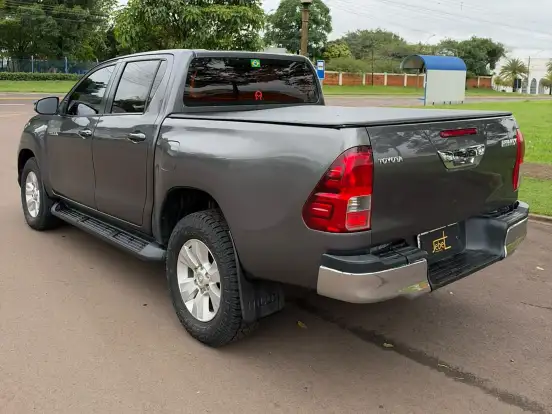 TOYOTA-HILUX-2.8 SR 4X4 CD 16V DIESEL 4P AUTOMÁTICO TOYOTA-HILUX-2019