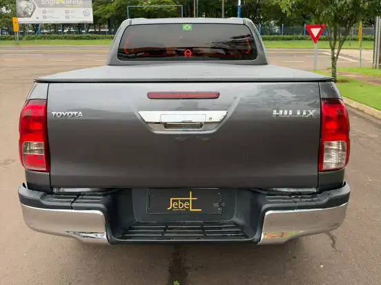 TOYOTA-HILUX-2.8 SR 4X4 CD 16V DIESEL 4P AUTOMÁTICO TOYOTA-HILUX-2019