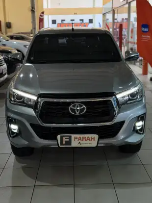 TOYOTA-HILUX-2018