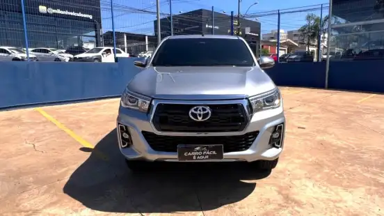 TOYOTA-HILUX-2019