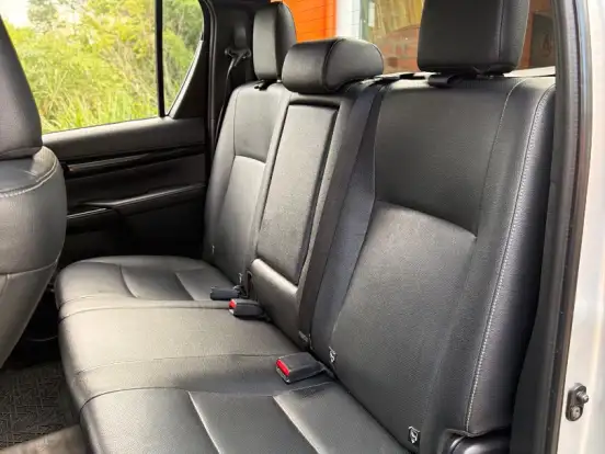 TOYOTA-HILUX-2.8 SRX 4X4 CD 16V DIESEL 4P AUTOMÁTICO TOYOTA-HILUX-2019
