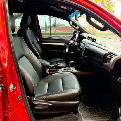 TOYOTA-HILUX-2.8 SRX 4X4 CD 16V DIESEL 4P AUTOMÁTICO TOYOTA-HILUX-2019