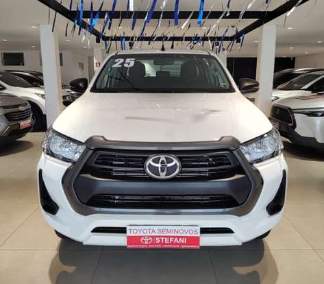 TOYOTA-HILUX-2025
