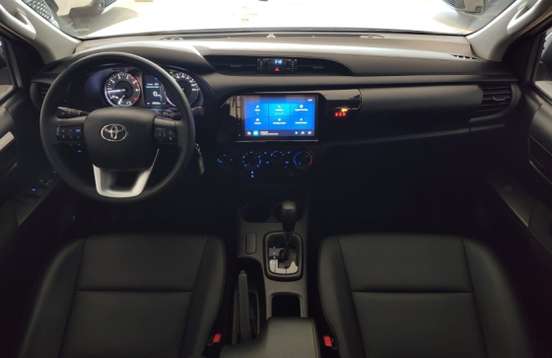 TOYOTA-HILUX-2025