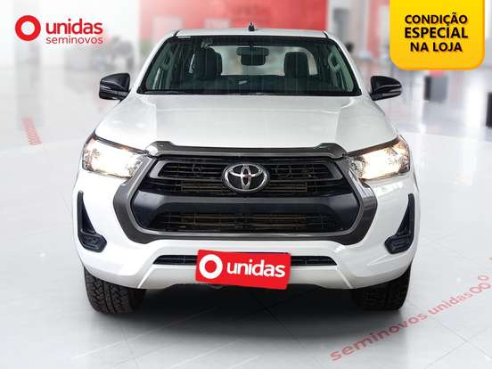 TOYOTA-HILUX-2023