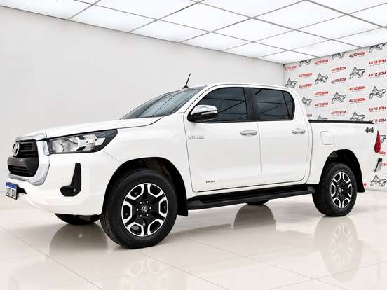TOYOTA-HILUX-2022