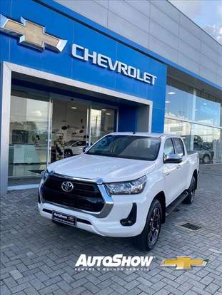 TOYOTA-HILUX-2.8 D-4D TURBO DIESEL CD SRV 4X4 AUTOMÁTICO TOYOTA-HILUX-2023