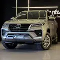 TOYOTA HILUX 2.8 D-4D TURBO DIESEL CD SRX 4X4 AUTOMÁTICO TOYOTA HILUX 2.8 D-4D TURBO DIESEL CD SRX 4X4 AUTOMÁTICO