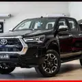 TOYOTA HILUX 2.8 D-4D TURBO DIESEL CD SRX 4X4 AUTOMÁTICO TOYOTA HILUX 2.8 D-4D TURBO DIESEL CD SRX 4X4 AUTOMÁTICO